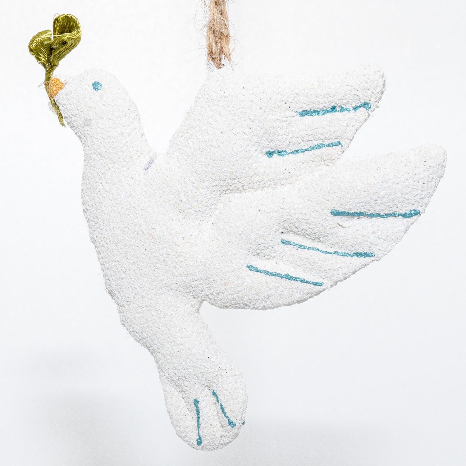 Fredsdue m. kvist i næb