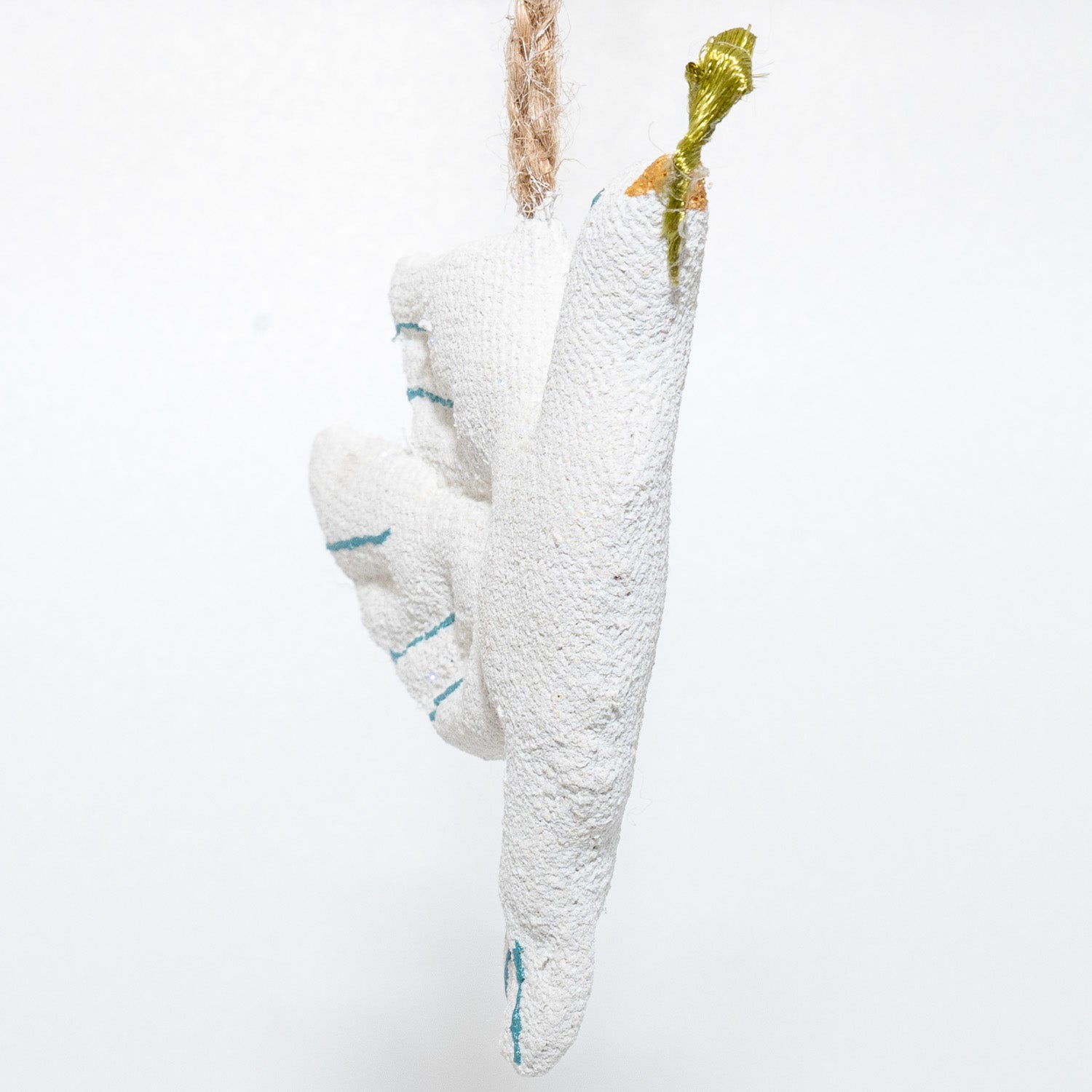 Fredsdue m. kvist i næb