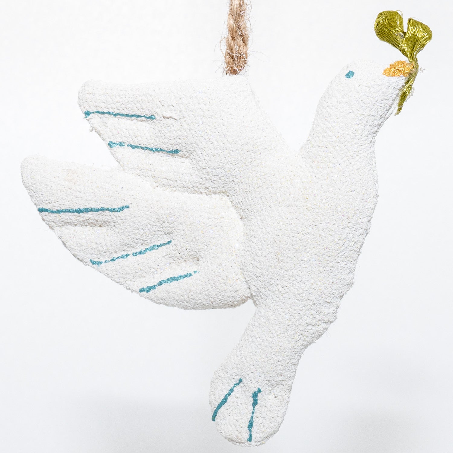 Fredsdue m. kvist i næb