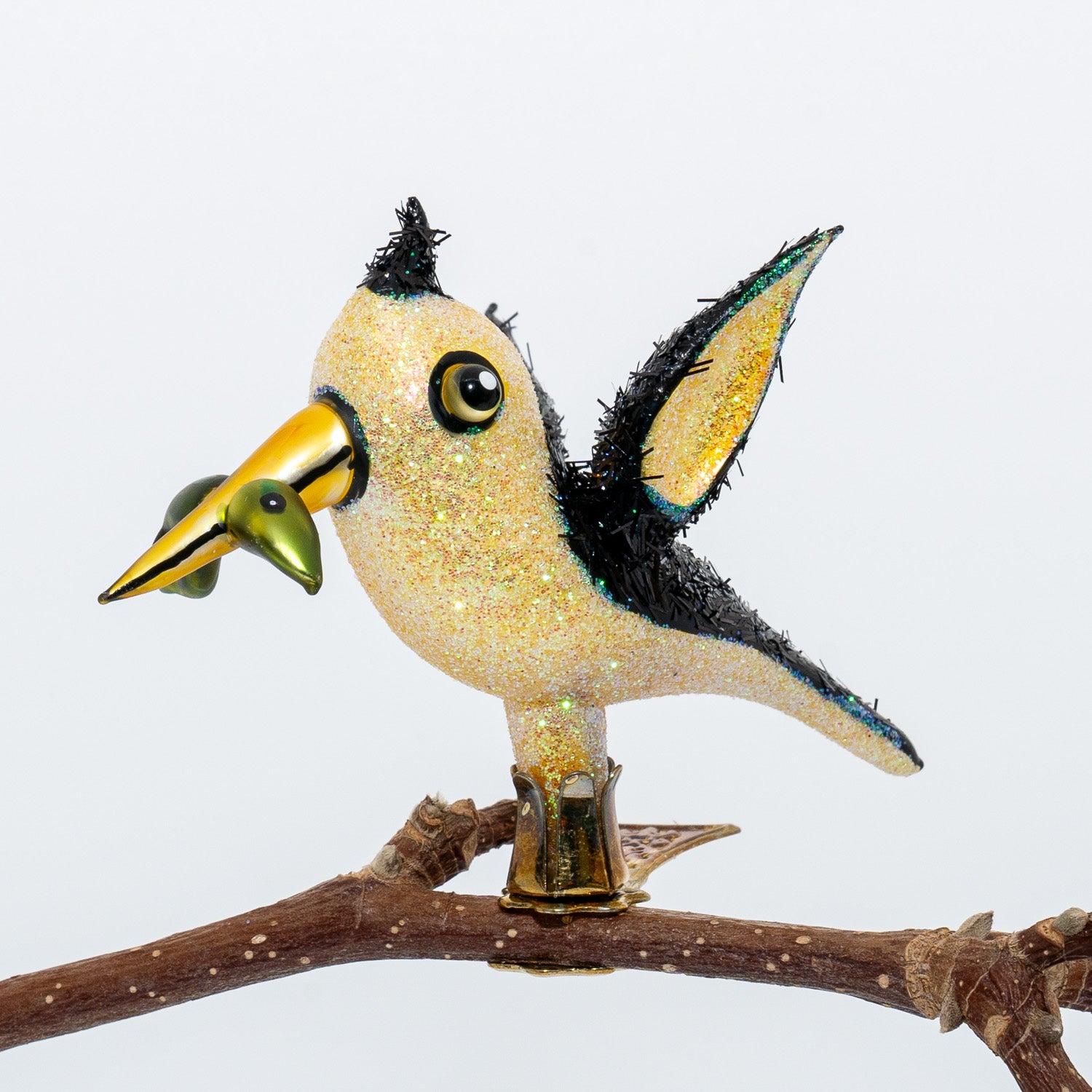 Fugl med fisk, på klips